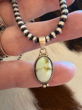 ❤️ Palomino Variscite Navajo Style Southwestern Sterling Silver Pendant 1.12”L